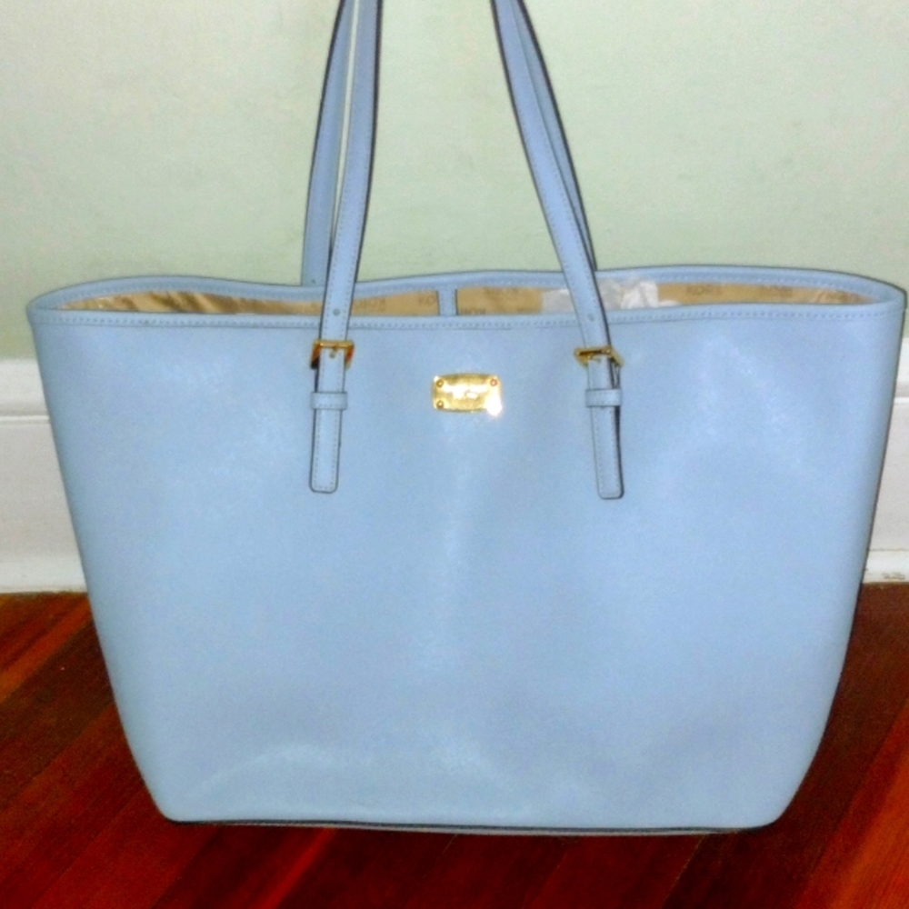 NWT- Authentic Micheal Kors Large Jet Setter Travel Tote